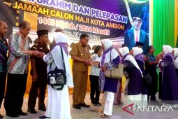 Pemkot Ambon lepas keberangkatan 322 calon haji
