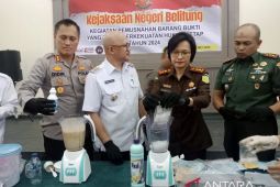 Kejari Belitung musnahkan barang bukti yang telah berkekuatan hukum tetap