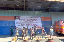 Kejari Perak musnahkan barang bukti dari 384 perkara