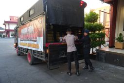 Polda Malut kirim bantuan sosial untuk korban erupsi Gunung Ibu