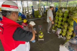 Pertamina Patra Niaga uji tabung elpiji bersama UPTD Metrologi Legal