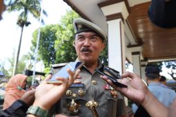 Satpol PP Garut memberantas peredaran minuman keras di pasar daring