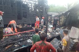 Kebakaran di Desa Telaga Itar, dua rumah warga terbakar
