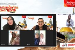 Dua ibu rumah tangga dapat hadiah berangkat ke Tanah Suci