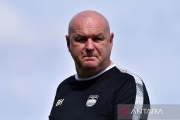 Bojan Hodak minta pemain Persib mewaspadai transisi cepat Malut United