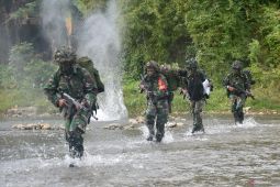 Latihan serangan terhadap daerah musuh