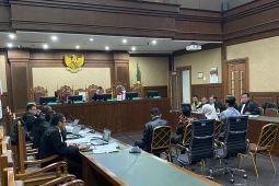 Saksi sebut  KPK sita uang miliaran hingga senjata api dari rumdin SYL
