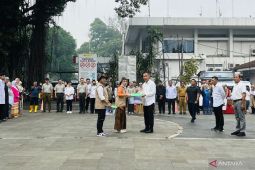 5.000 orang tim pemeriksa hewan kurban diterjunkan ke 27 kota/kabupaten se-Jawa Barat