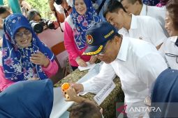 Menko PMK sebut kunci penurunan stunting ada pada ibu