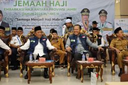 Pelepasan jamaah calon  haji  Jambi, Kakanwil Kemenkumham  harapkan tetap jaga kesehatan