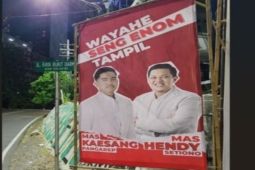 Baliho Kaesang Pangarep-Hendy Setiono muncul di Surabaya