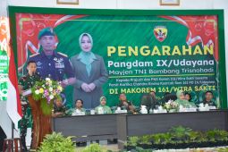 Pangdam IX/Udayana tekankan pentingnya kepedulian kepada anggota