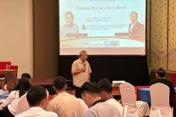 Motivator nasional beri motivasi puluhan karyawan Swiss-Belhotel Pangkalpinang