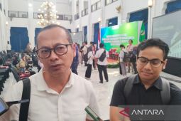Dinas ESDM Jawa Barat gelar pelatihan konversi kendaraan listrik di 8 SMK