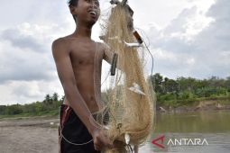 Legislator sebut nelayan di Seruyan harapkan bantuan jaring alat tangkap ikan