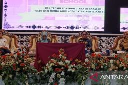 Guru harus jadi panutan terapkan moderasi beragama