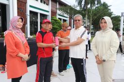 Kurangi sampah plastik, Pj Gubernur Kalbar luncurkan gerakan bawa tumbler