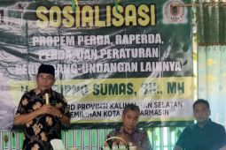 DPRD Kalsel sosialisasikan administrasi kependudukan dan catatan sipil