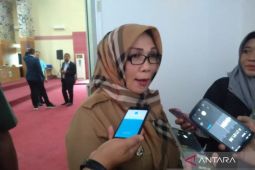 Pj Wako Pangkalpinang berikan tanggapan atas pemandangan umum fraksi pada rapat paripurna DPRD