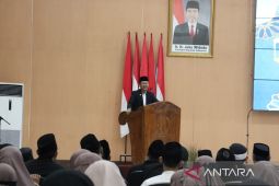 Bupati Bekasi lepas wisuda peserta didik asal Pondok Pesantren Ibnu Abbas Cikarang