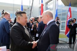 Vladimir Putin mendarat di Korea Utara lakukan kunjungan pertamanya