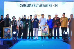 Pj Gubernur Jatim ajak Apkasi wujudkan kondusivitas  di Pilkada 2024
