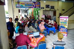 Pemkot Madiun permudah perizinan pedagang Pasar Besar