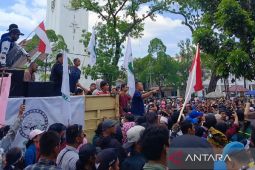 Aliansi Masyarakat Adat- Petani demo di kantor Gubsu, ini tuntutannya