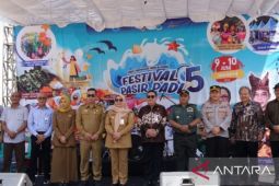 Puncak Festival Pasir Padi 5 Pangkalpinang berlangsung meriah