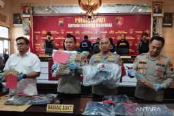 Tiga tersangka pengeroyokan kasus mobil rental diancam 12 tahun penjara