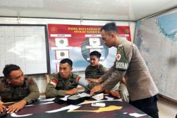 Personel Polda Sulteng jalani pemeriksaan kesehatan sebelum lakukan patroli