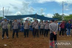 Polres Bangka Selatan amankan pesta adat buang patung di Desa Kumbung