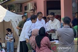 Jokowi:  Prevalensi stunting dari 37 ke 14 persen sangat ambisius