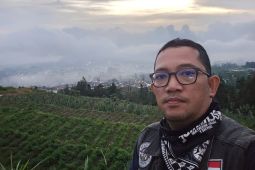 Meretas kebijakan poros maritim dunia dari aspek pembangunan dan ekonomi berdasarkan harapan, fakta, dan solusi