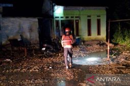 BPBD Kabupaten Bogor menangani dampak banjir yang merendam 12 rumah di Cigudeg