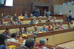 Menteri AHY sampaikan realisasi kinerja ke Komisi II DPR RI