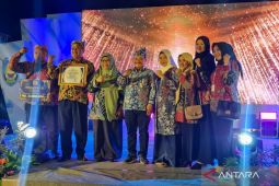 Pemkab Situbondo beri penghargaan sejumlah OPD inovatif