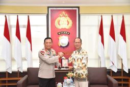 Direktur UT Ambon Yuli Tirtariandi kunjungi Polda Maluku,  tingkatkan SDM Polri