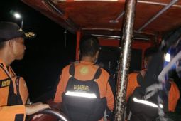 Basarnas cari pria 55 tahun yang hilang di Pulau Padamarang