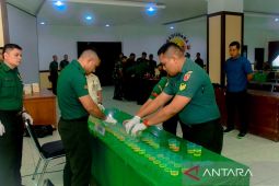 Cegah penyalahgunaan narkotika, Kodam Pattimura-BNN sosialisasi anti narkoba pada prajurit