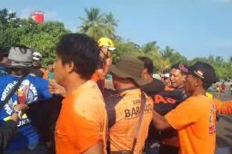 Jasad wisatawan yang terseret ombak di Pangandaran ditemukan
