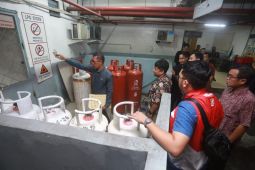 Petugas pantau pemanfaatan elpiji 3 kg di Kota Madiun