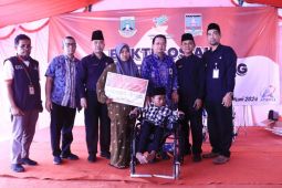 Kemensos salurkan bantuan program Atensi dan Pena di Serang