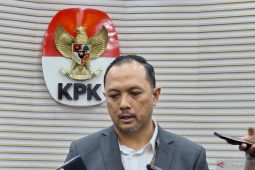 KPK sita tujuh mobil dalam penggeledahan soal korupsi dana hibah Jatim