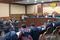 Saksi mahkota ungkap ada arahan SYL serahkan Rp800 juta untuk Firli Bahuri