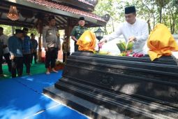 Pj Wali Kota Madiun bersama forkopimda ziarah ke makam leluhur