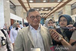 Menteri ESDM  pastikan subsidi listrik 2025 sasar rumah tangga rentan