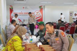 Bantu PMI, personel Polresta Bandara Soetta ikuti aksi donor darah