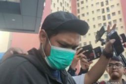 Virgoun jalani pemeriksaan kesehatan di Polres Jakbar