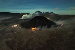 Kebakaran di kawasan Gunung Bromo